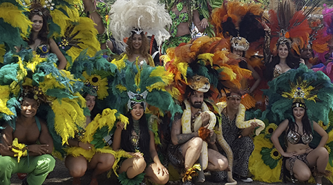 Sambakostuums en Samba danseressen